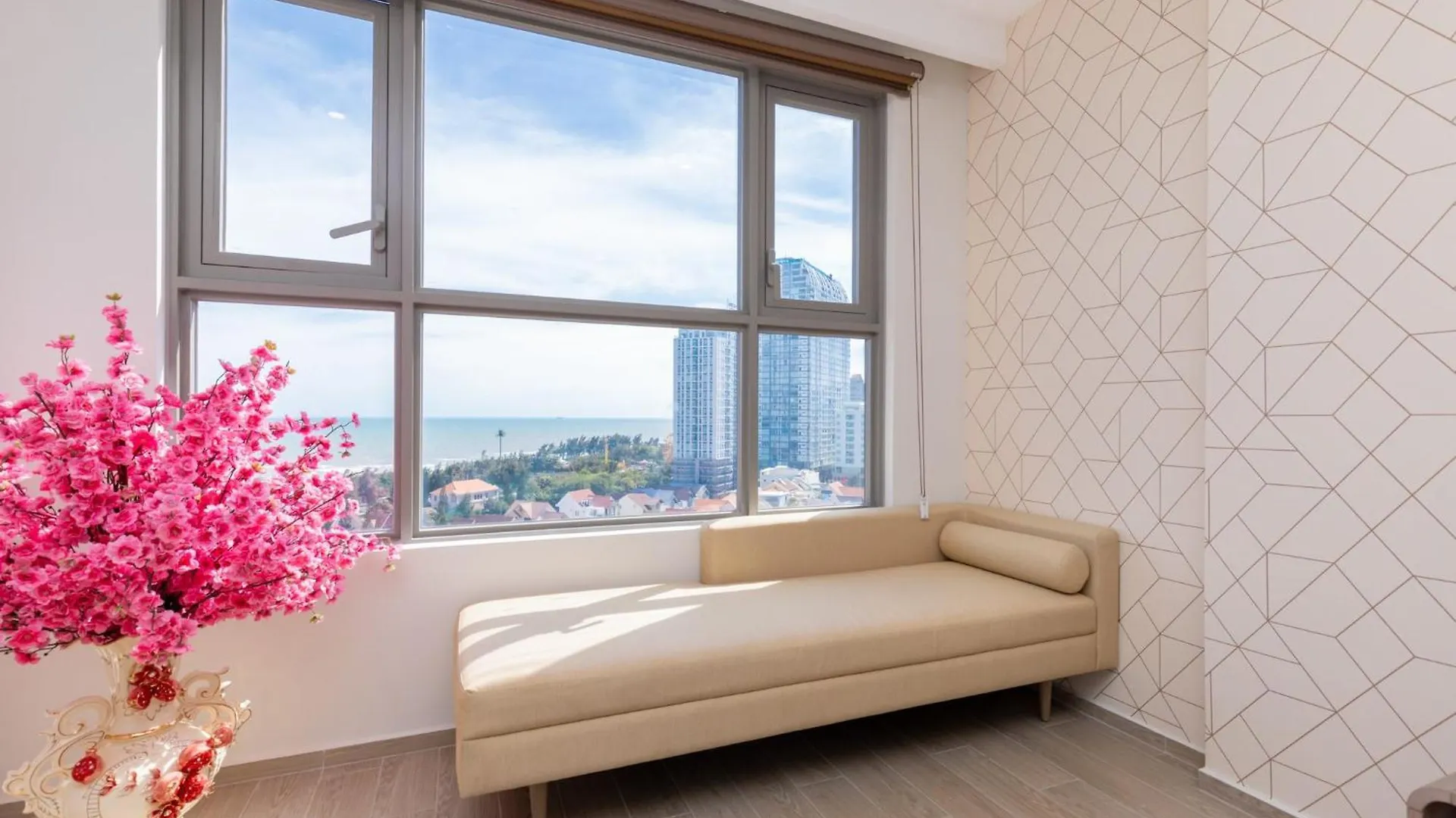 Lucky House - Second Home In The Song Vung Tau Apartment