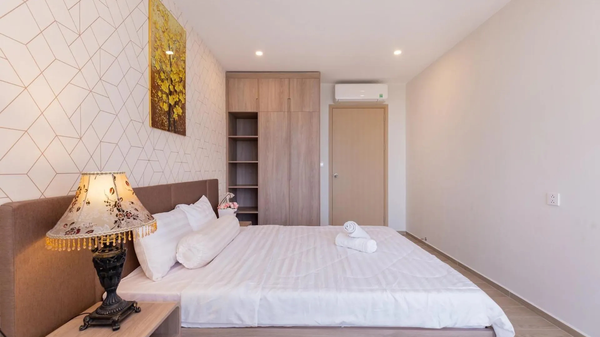 Lucky House - Second Home In The Song Vung Tau Apartment